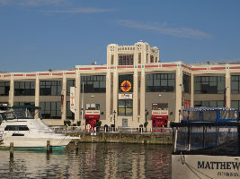 Torpedo Factory Art Center 