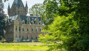 Chateau De Louvignies