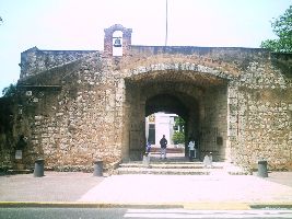 La Puerta Del Conde