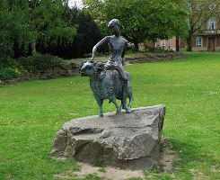 The Derby Ram Statue