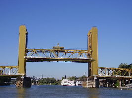 Tower Bridge, Sacramento
