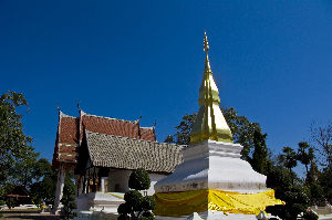 Phra That Kham Kaen