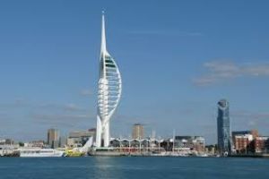  Spinnaker Tower 