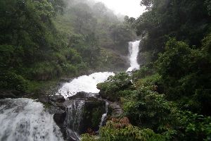 Iruppu Falls