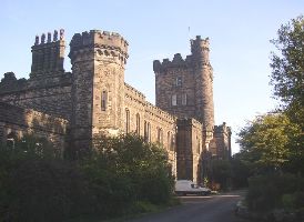Dobroyd Castle