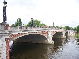 Hampton Court Bridge